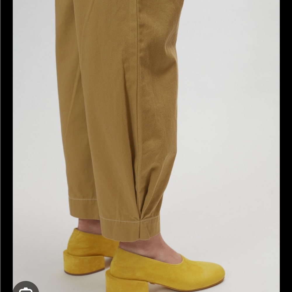 Ulla Johnson Chartreuse High-Waist Pleated Trousers with Belt - Picture 4 of 7